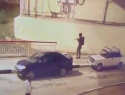 Неизвестный открыл стрельбу из винтовки на улице в Сочи