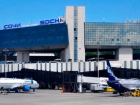 Петербуржцы застряли на борту самолёта в Сочи из-за дебошира-безмасочника