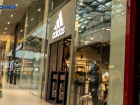 «Мы сами не ожидали такого исхода»: менеджер Adidas о закрытии магазинов в Сочи