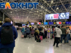 Летевший в Сочи самолет забыл пассажиров в аэропорту 