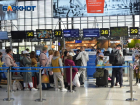 «Мы справляемся»: в аэропорту Сочи опровергли информацию о массовой задержке рейсов