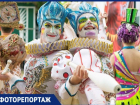Артисты шоу Гии Эрадзе устроили праздничное шествие в Сочи