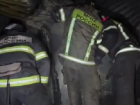 14 пожарных тушили горящие бараки в Сочи