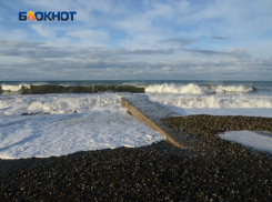 Черное море у берегов Сочи остыло до 19 градусов