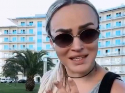 «Сочи — большая деревня»: сибирячка жестко раскритиковала главный курорт России