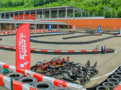 В Сочи открылся первый в России картинг на территории ж/д вокзала