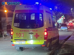 В Сочи женщина погибла, перейдя дорогу в неположенном месте