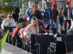 Популярное направление: многие россияне предпочли отмечать 8 Марта в Сочи