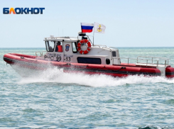 В Сочи спасли семерых туристов, унесённых ветром в открытое море