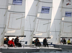 70 яхтсменов из России и Турции собрала парусная регата в Сочи