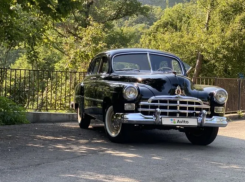  6,5 миллионов или квартира в Москве: в Сочи выставили на продажу «ГАЗ» 1957 года