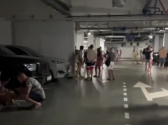  Прятались на подземных парковках и в холлах туристы во время атаки на Сочи и Сириус