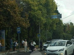 Машина сбила пенсионера на пешеходном переходе в Сочи 