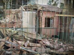 Бизнесмены из Сочи незаконно снесли 100-летний памятник архитектуры