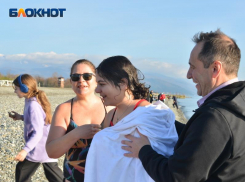 Популярность поездок может серьезно упасть: туроператоры просят Госдуму вернуть возможность выезда детей в Абхазию по свидетельству о рождении