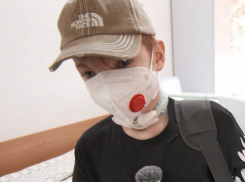 Мальчику, чье лицо разорвали собаки в Сочи, провели пластику изуродованной губы