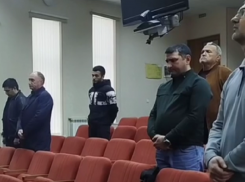 Суд Сочи вынес приговор полицейским, просто так избившим мужчину