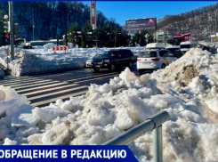 «Автобусы отменили, бросив нас на произвол судьбы»: десятки жителей Сочи не смогли добраться домой из-за гололеда на трассе
