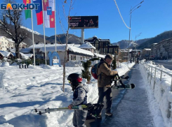 До середины весны в Сочи продлится горнолыжный сезон