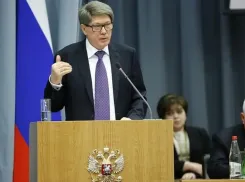 С «отца кубанского правосудия» Чернова требуют 42 миллиона за многоэтажный самострой в Сочи