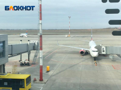 Из-за неадекватной пассажирки самолёт рейса «Сочи – Санкт-Петербург» посадили в Саратове