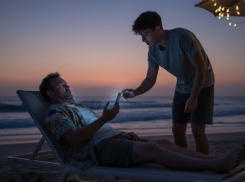 Один турист обокрал другого на пляже Сочи