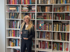  Жительница Сочи вошла в Книгу рекордов России с коллекцией кулинарных изданий 