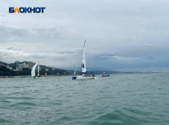 Лето в Сочи началось без солнца, но с ветром