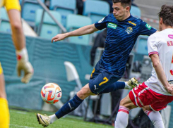 Впервые за 10 туров по футболу «Сочи» одержал победу в РПЛ над «Спартаком»