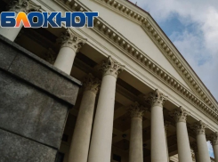 Несмотря на возмущения сочинцев, парковка у Зимнего театра станет платной