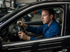 Автомеханик из Сочи продал пригнанный «Мерседес», чтобы помочь больному деду