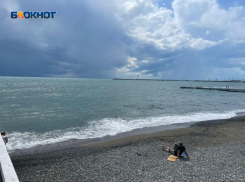  В Сочи снова объявили штормовое предупреждение