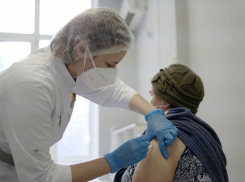 Более 136 тысяч жителей Кубани привились от коронавирусной инфекции