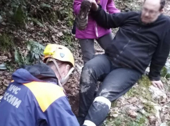 52-летнего туриста спасатели эвакуировали из Агурского ущелья Сочи