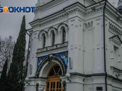 Жительница Сочи пожаловалась на видеокамеры в православном храме 
