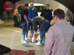 Голый наркоман напал на женщину в центре Сочи