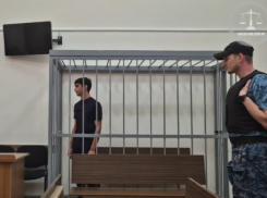 Под стражу отправили 21-летнего водителя внедорожника, перевернувшегося в Сочи