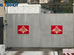 Бомж из Якутии украл коляску в подъезде дома Сочи