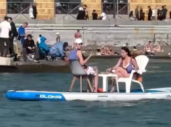 Завтрак на сапе: в Сочи придумали новый вид отдыха