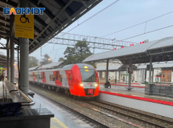 Из-за матча по футболу России с Чили, увеличат количество электричек из Сочи