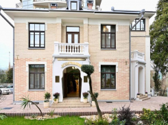 Духовно-образовательный центр открылся в отреставрированном историческом здании Сочи