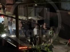 Массовая драка с ножом произошла из-за громкой музыки в Сочи