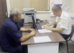 Агрессивного водителя автобуса из Сочи, грозившего сломать челюсть пассажиру, уволили