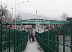 В Адлере сотрудник таможни попался на взятке 