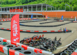 В Сочи открылся первый в России картинг на территории ж/д вокзала