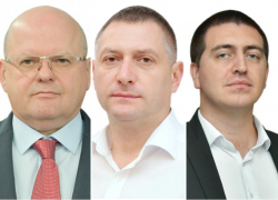 В Сочи задержали троих сотрудников городской администрации