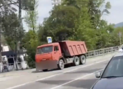 Пьяный камазист разъезжал по улицам Сочи