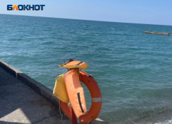 В Сочи закрыли пляжи из-за обследования оперативных служб