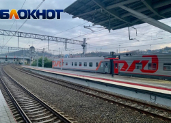 Пассажирская «Газель» попала под сочинский поезд на ЖД переезде