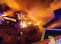 СОТРУДНИКИ МЧС ЛИКВИДИРОВАЛИ ПОЖАР В ТОРГОВОМ ЦЕНТРЕ "МЗЫМТА"